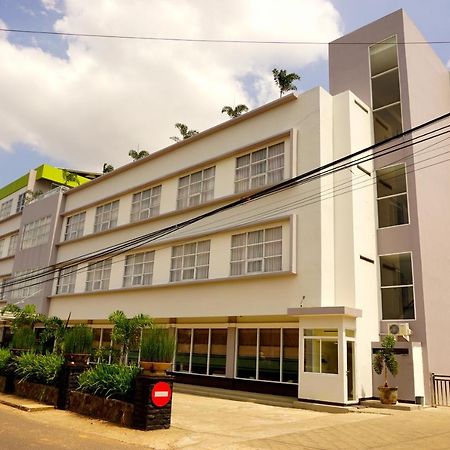 פאלמבאנג Airish Hotel מראה חיצוני תמונה