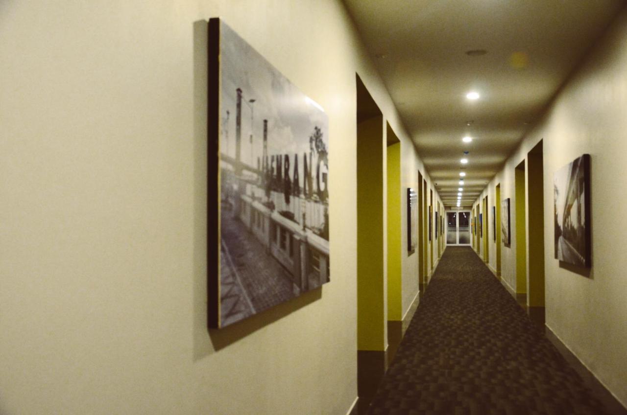 פאלמבאנג Airish Hotel מראה חיצוני תמונה